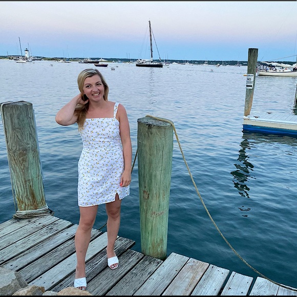 Meet your posher - Picture 1 of 3